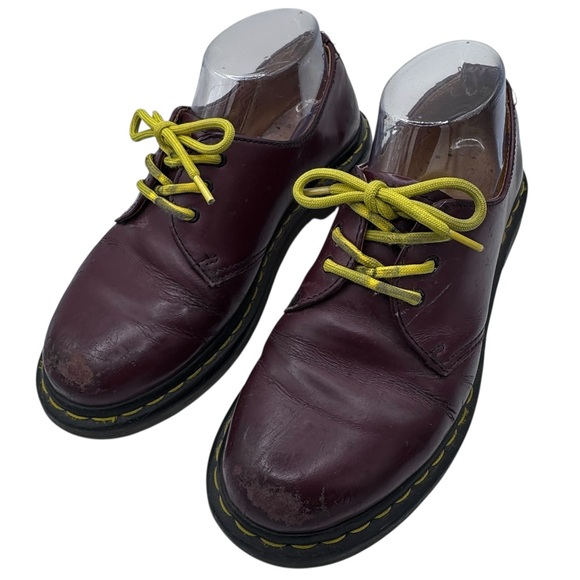 Dr. Martens Other - Dr. Martens Burgundy Leather Oxfords with Yellow Laces - Size 6
